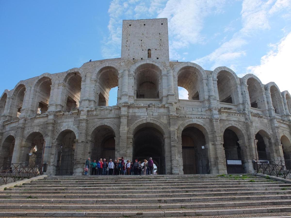 לינה וארוחת בוקר Arles Bienvenue מראה חיצוני תמונה